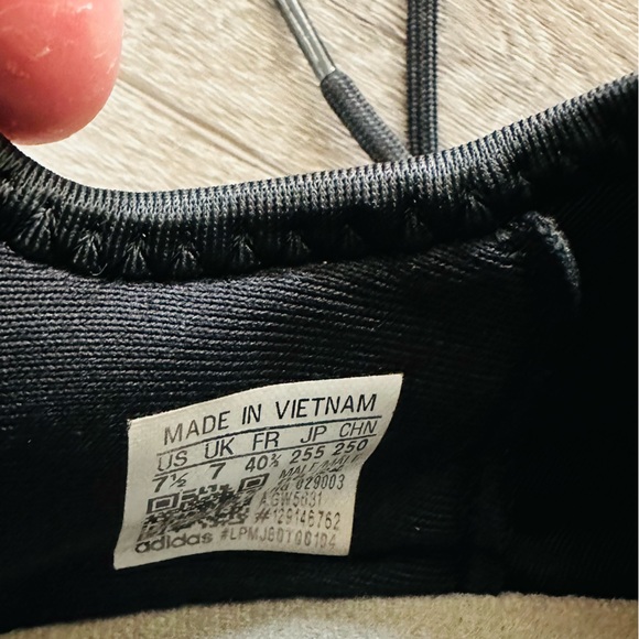 Boys/Men Adidas NMD’s, Black - Picture 4 of 10